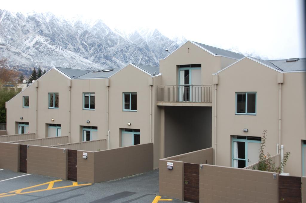Aparthotel Gateway 4*